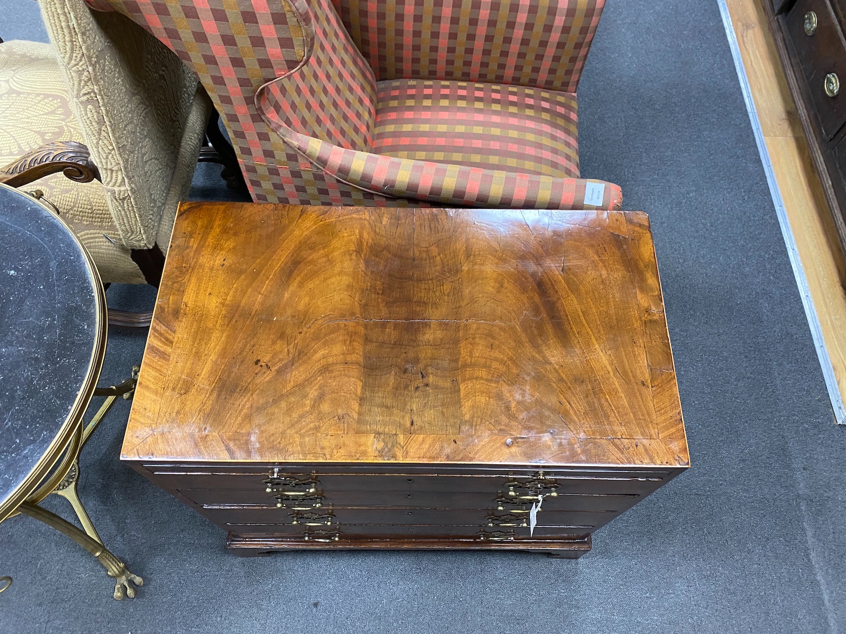 A small George III mahogany four drawer chest fitted slide, width 82cm, depth 45cm, height 79cm